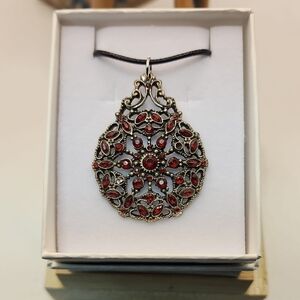 Elegant Red and Silver Pendant Necklace